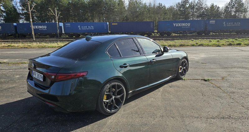 Alfa Romeo Giulia cena 99900 przebieg: 41200, rok produkcji 2020 z Pruszków małe 631